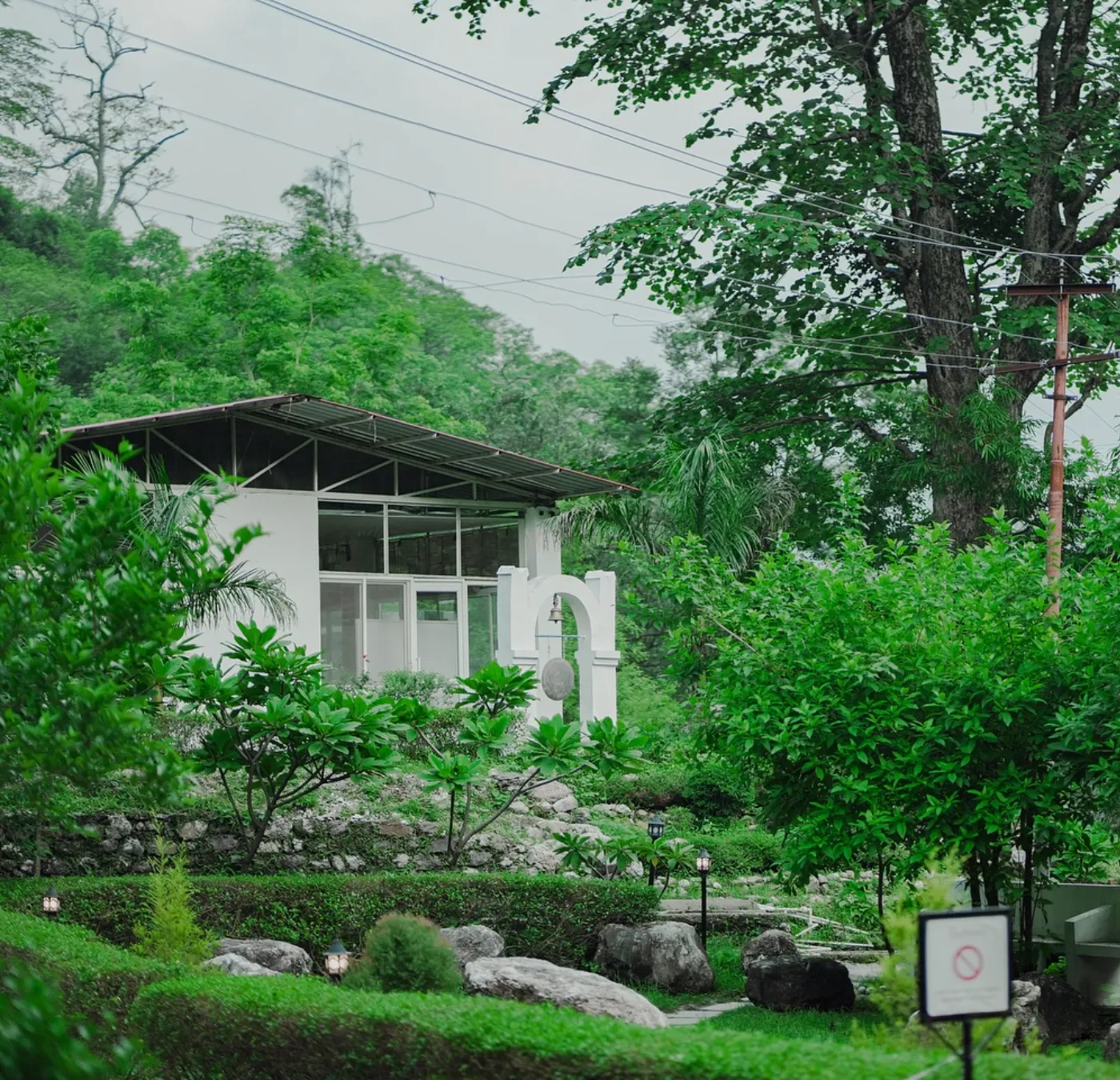 clean ashram of adhiroha