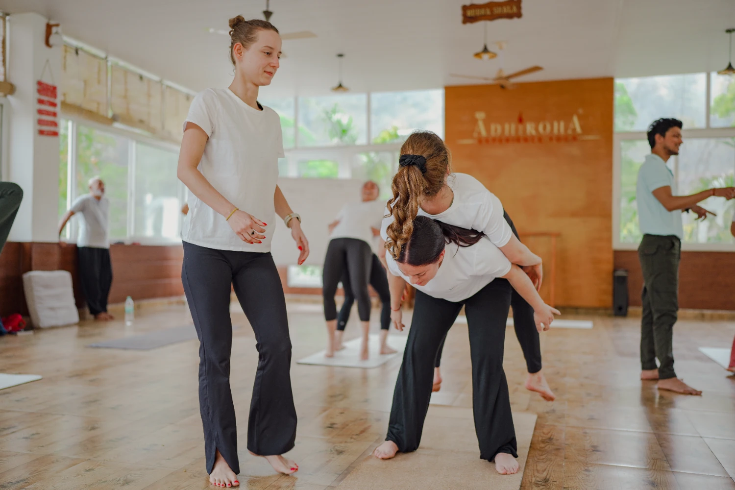 yoga teacher training course in rishikesh