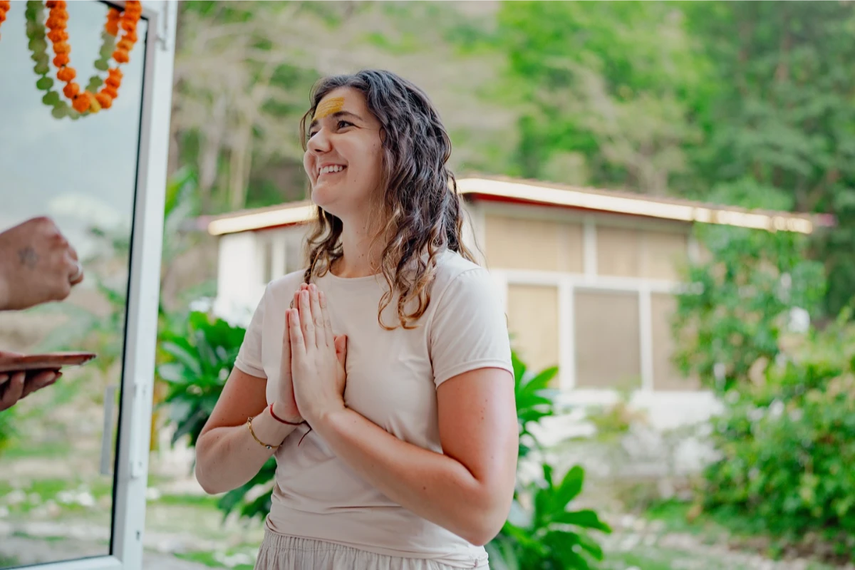 300 hour yttc students